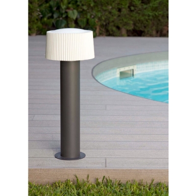Eclairage terrasse avec borne FARO MUFFIN Eclairage terrasse avec borne FARO MUFFIN