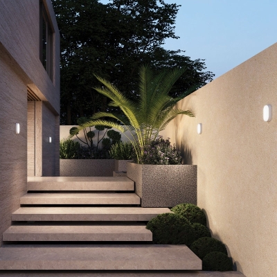 Eclairage entrée de maison - ARIC hublot HLO 209